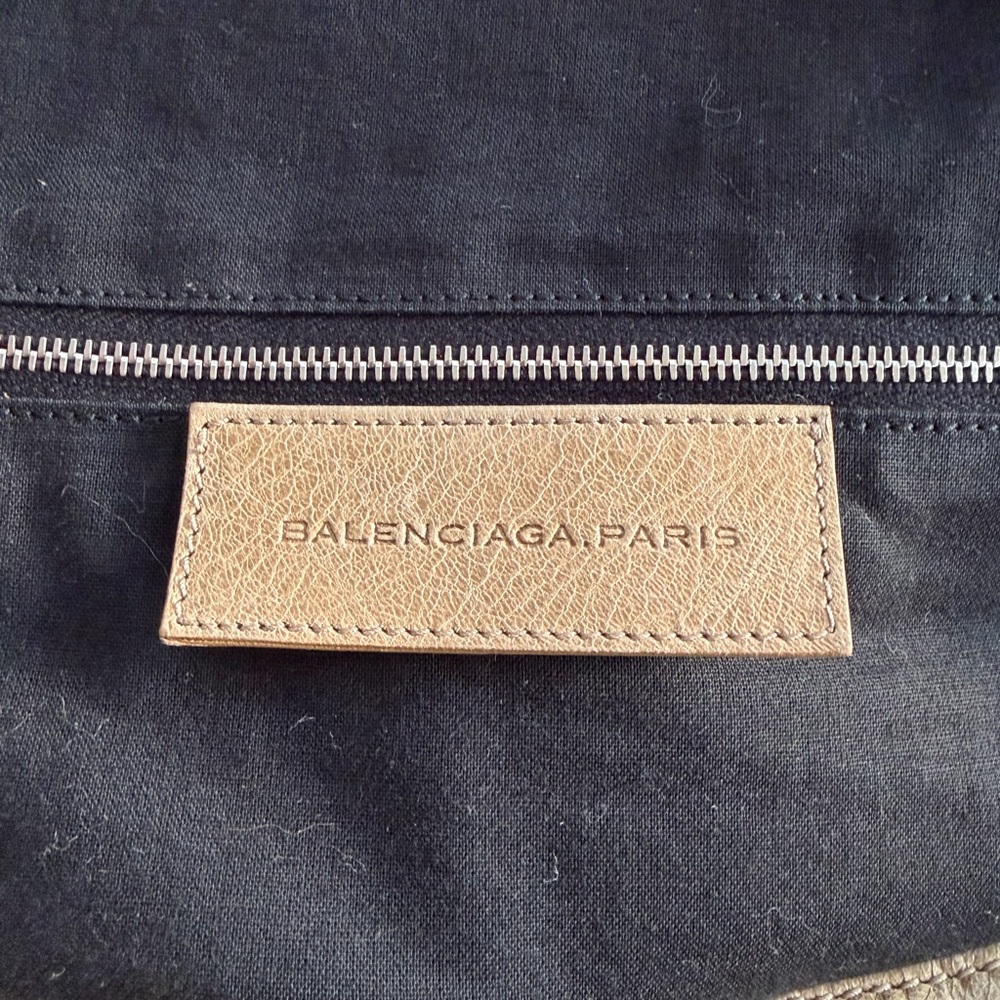 Balenciaga XL Courier Hobo Weekender Bag in Suede AUTHENTIC - Picture 6 of 16